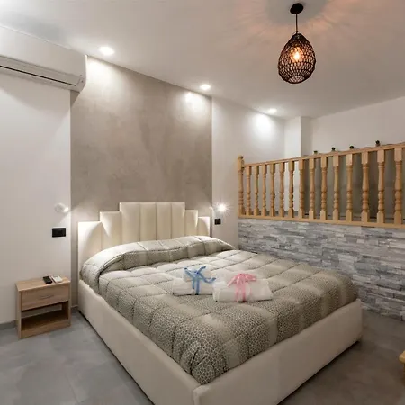 Sabriluna Guest house